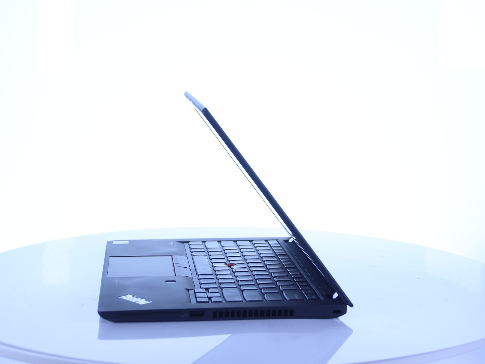 Lenovo ThinkPad T14 Intel Core i7-1165G7 24GB RAM 256GB SSD Win 11 Pro No AC