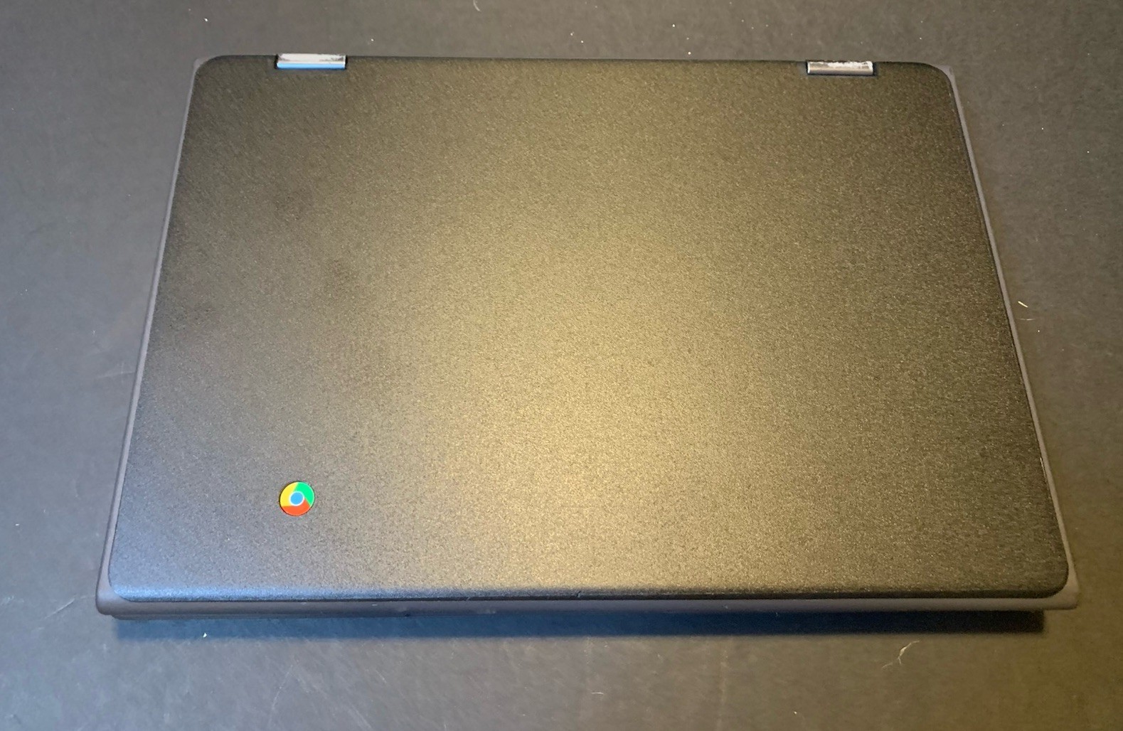 Lenovo 300e Chromebook Gen 2 11.6″ 4GB RAM 32GB Chrome OS Touch W Charger