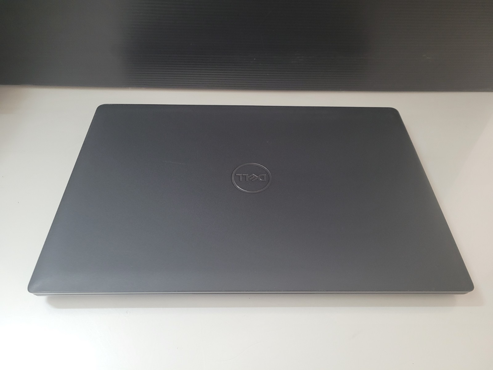 Dell Latitude 3520 Core 15-1135G7 2.4Ghz 16GB 256GB SSD 15.6″ Laptop Win 11 Pro