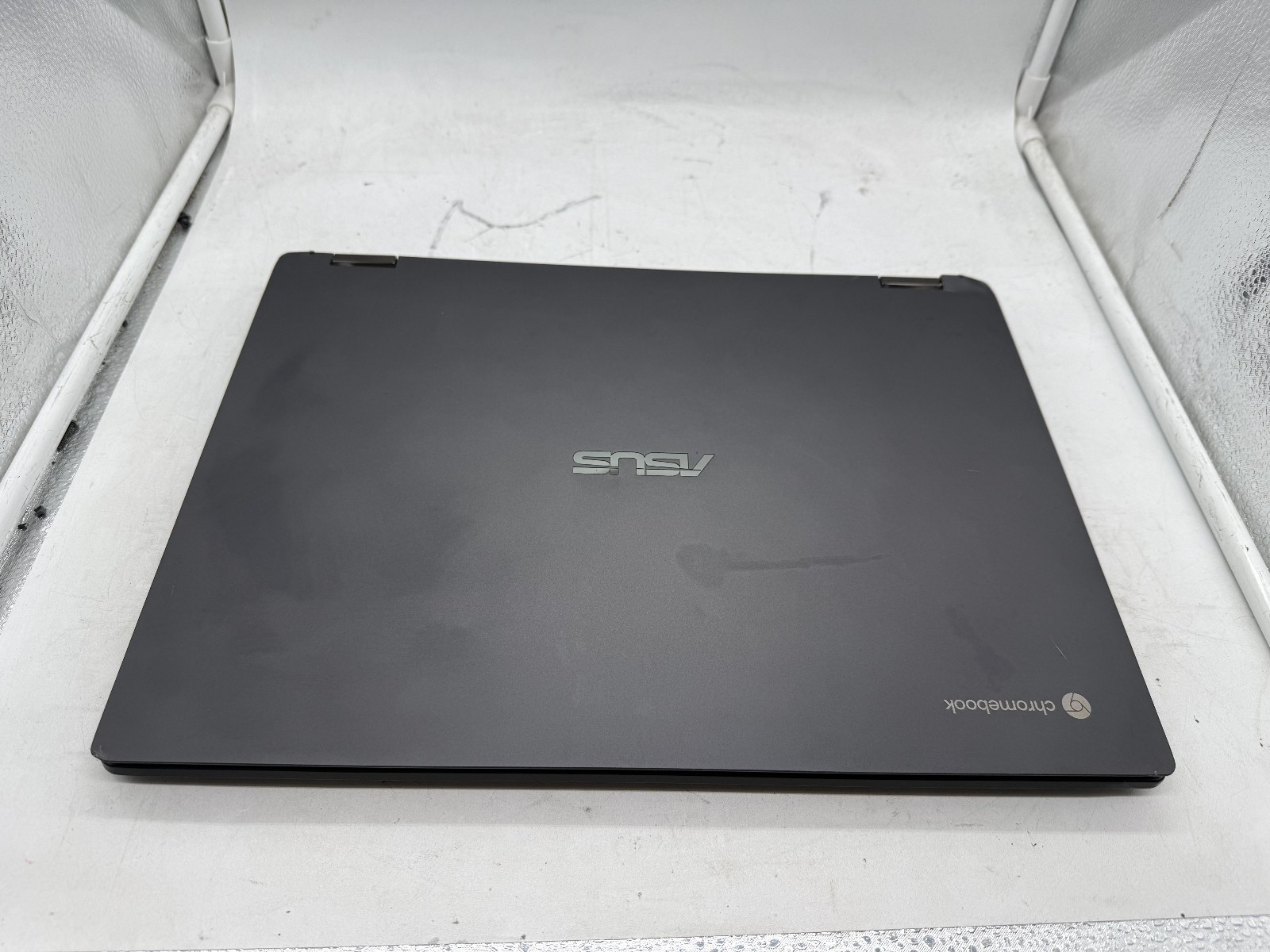 ASUS Chromebook 16″ i3 12th Gen 8GB 128GB (READ)