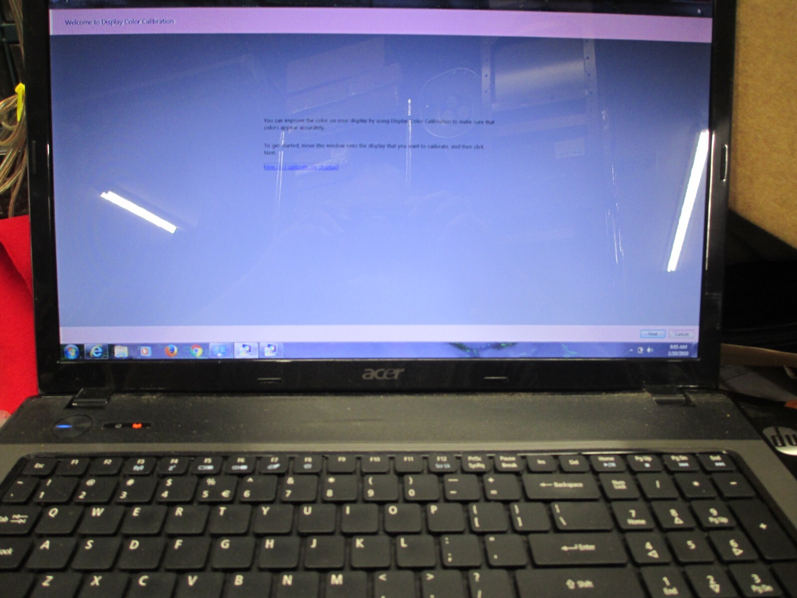HP & Acer 17″ both turn on but need to be fixed see pictures for details (Parts)