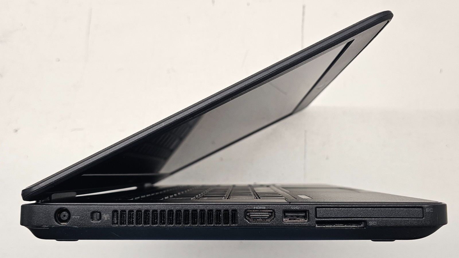 Dell Latitude E5440 14″ Laptop Intel Core i5-4310U 4GB RAM NO HD/OS (FL)