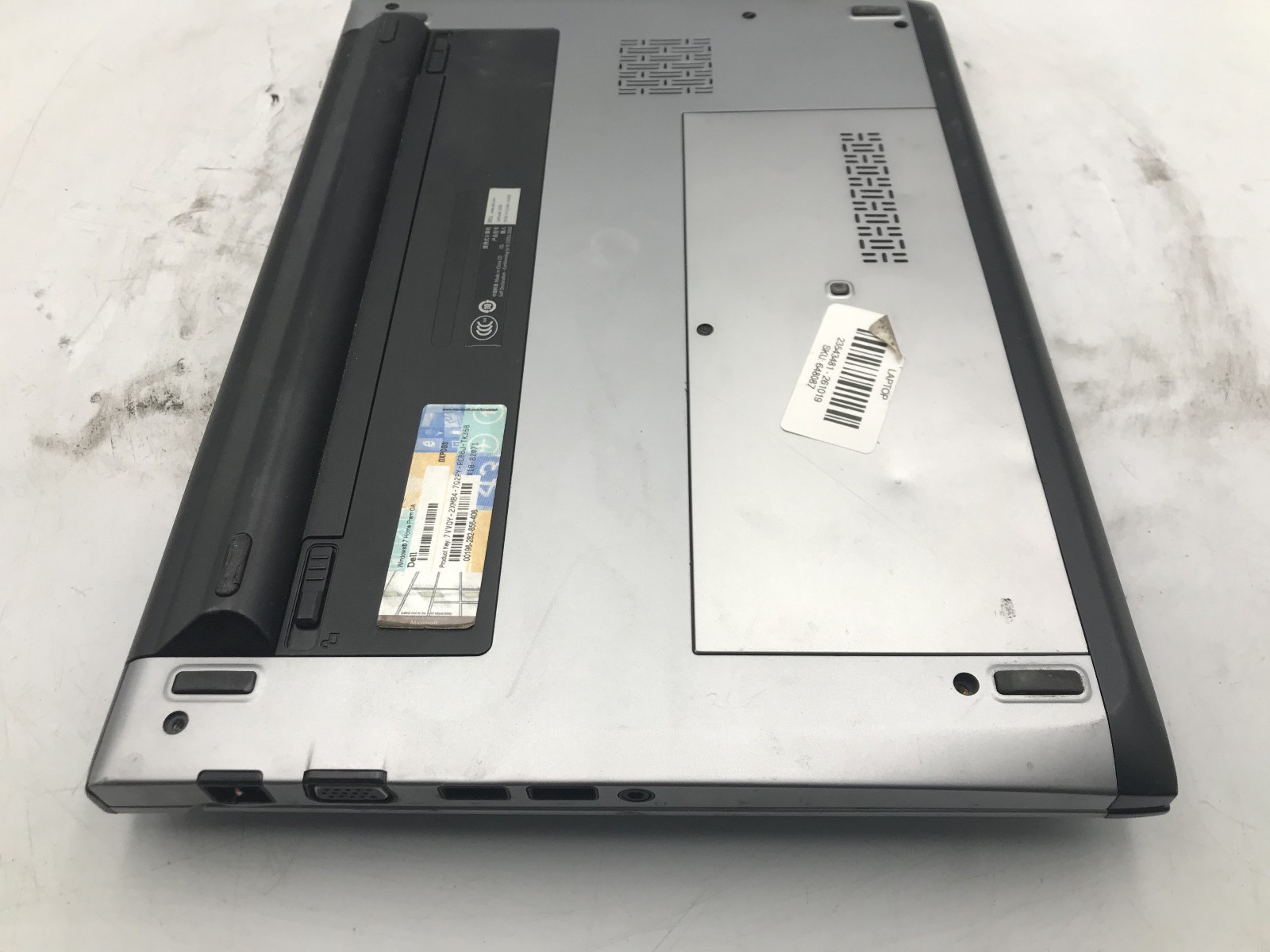 DELL LATITUDE 3330 – FOR PARTS/NO BOOT – INTEL I3 11TH GEN – NO RAM – READ – BB!