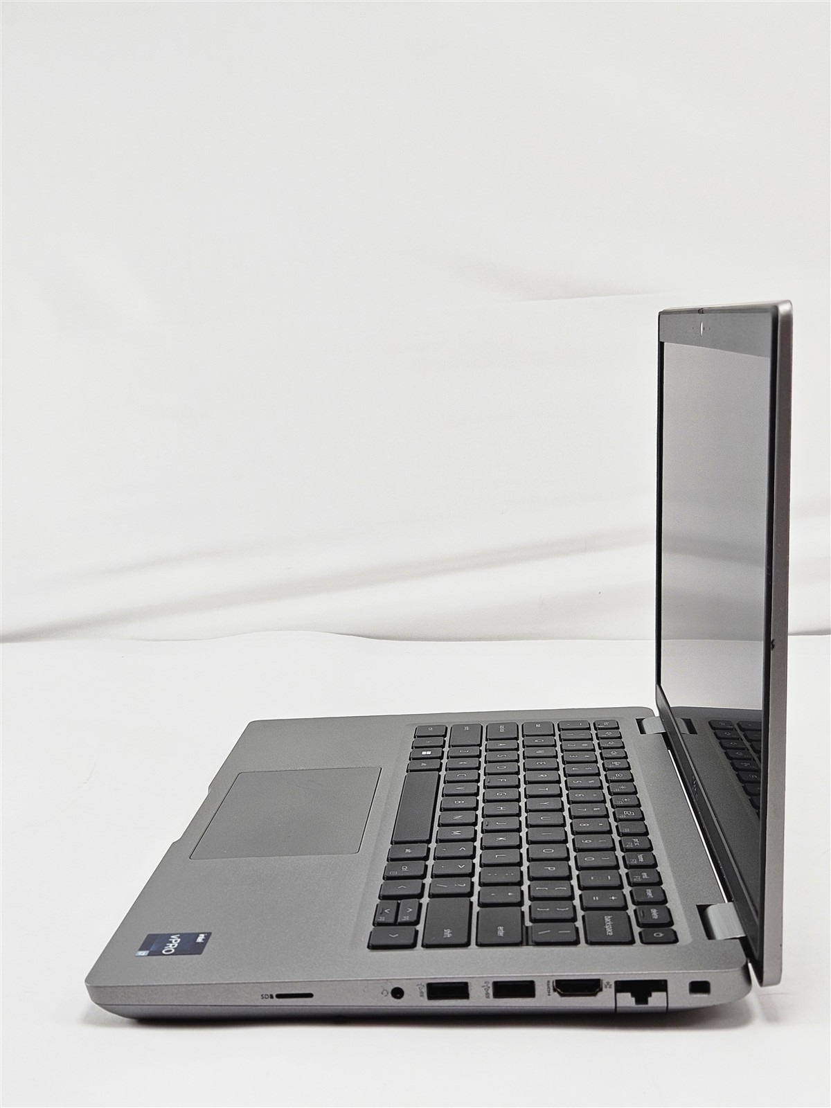 Dell 14″ Latitude 5431 i7-1270P 16GB 256GB SSD 14″ FHD Backlit Keyboard