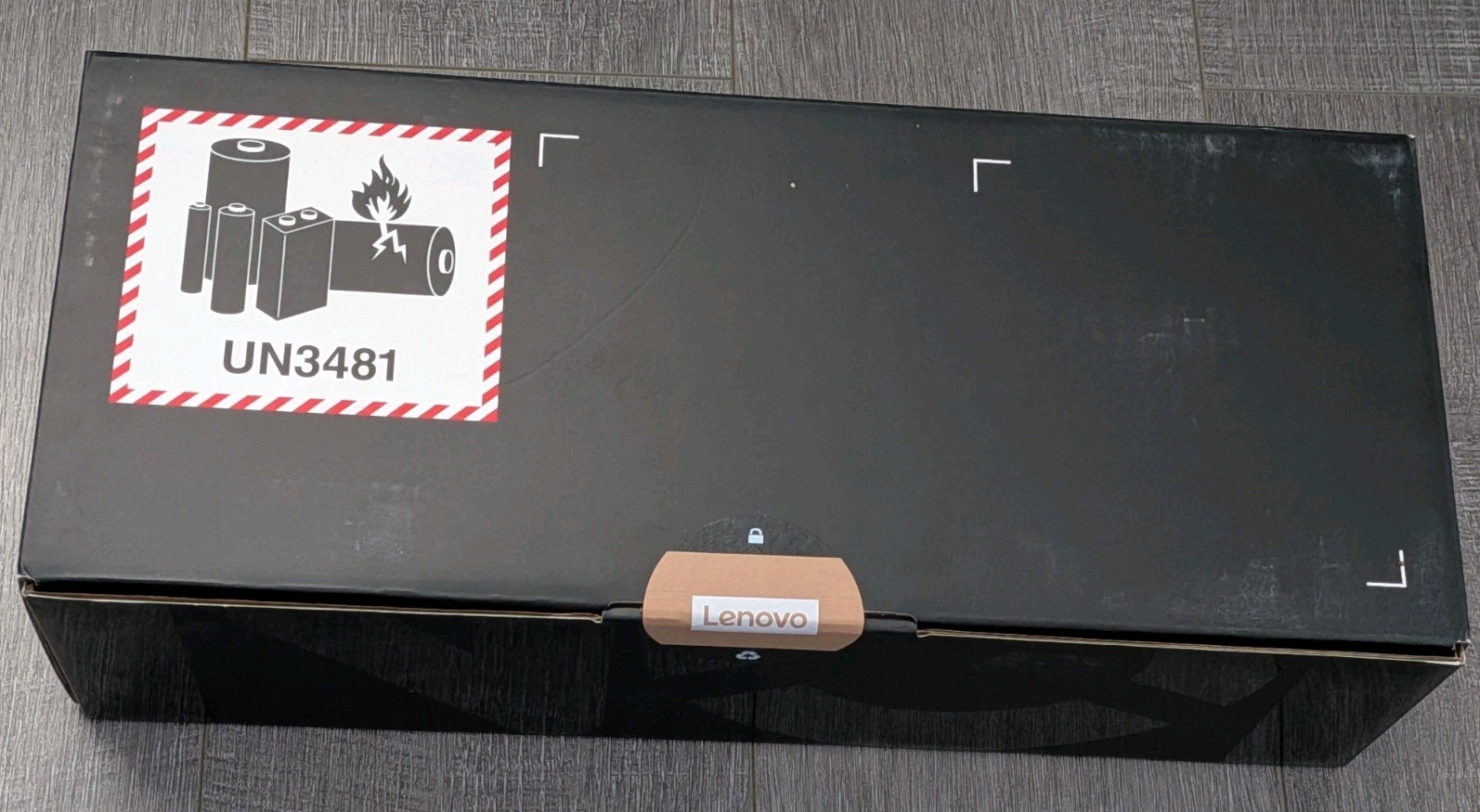 Lenovo Legion Go 2 8AHP2 AMD Ryzen Z2 (non-extreme) 16GB RAM 1TB SSD Radeon 780M