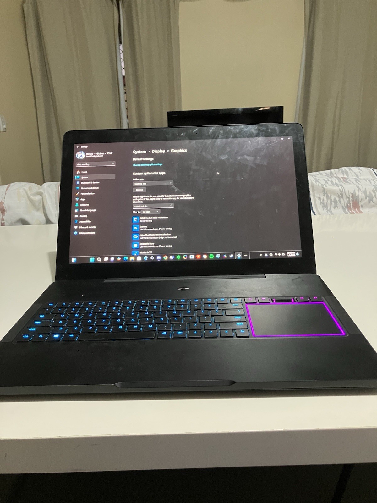 RAZER Blade Pro 17.3 GTX 1080 4K TOUCH 256gb HK 2017 Best All In One Laptop