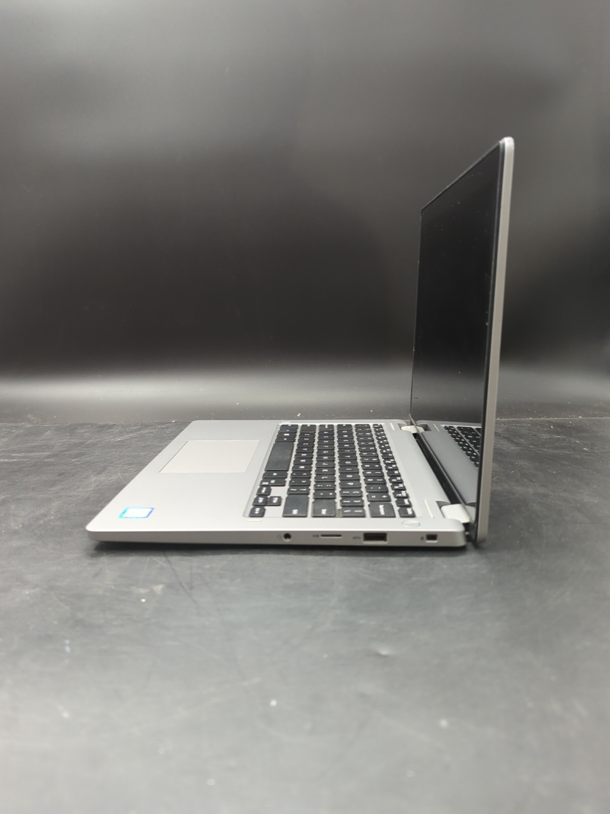 Dell: Latitude: 3310 2 in 1: i5 8th Gen: 16GB RAM: No HD: No OS: Tested & Wiped
