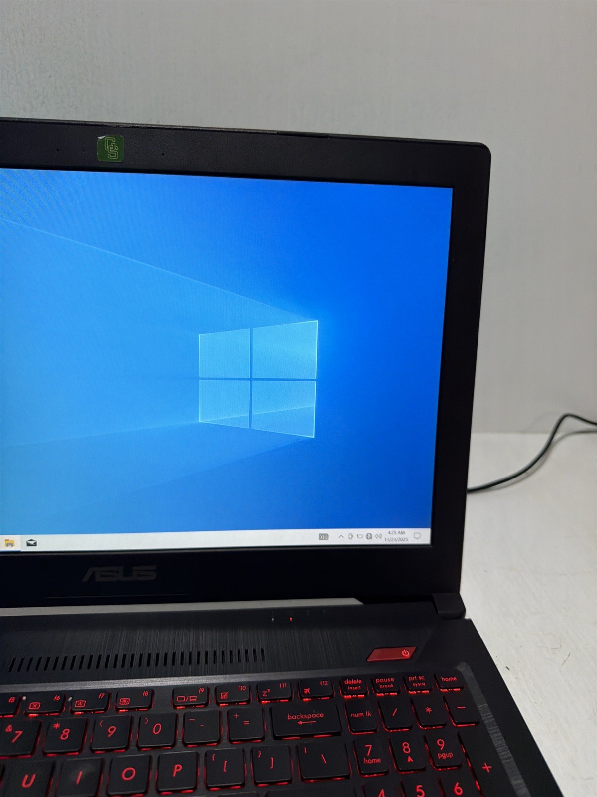 Asus FX503VD 15″ Laptop i7-7700HQ 8gb Ram 128gb SSD Windows 10 Home Hinge DMG
