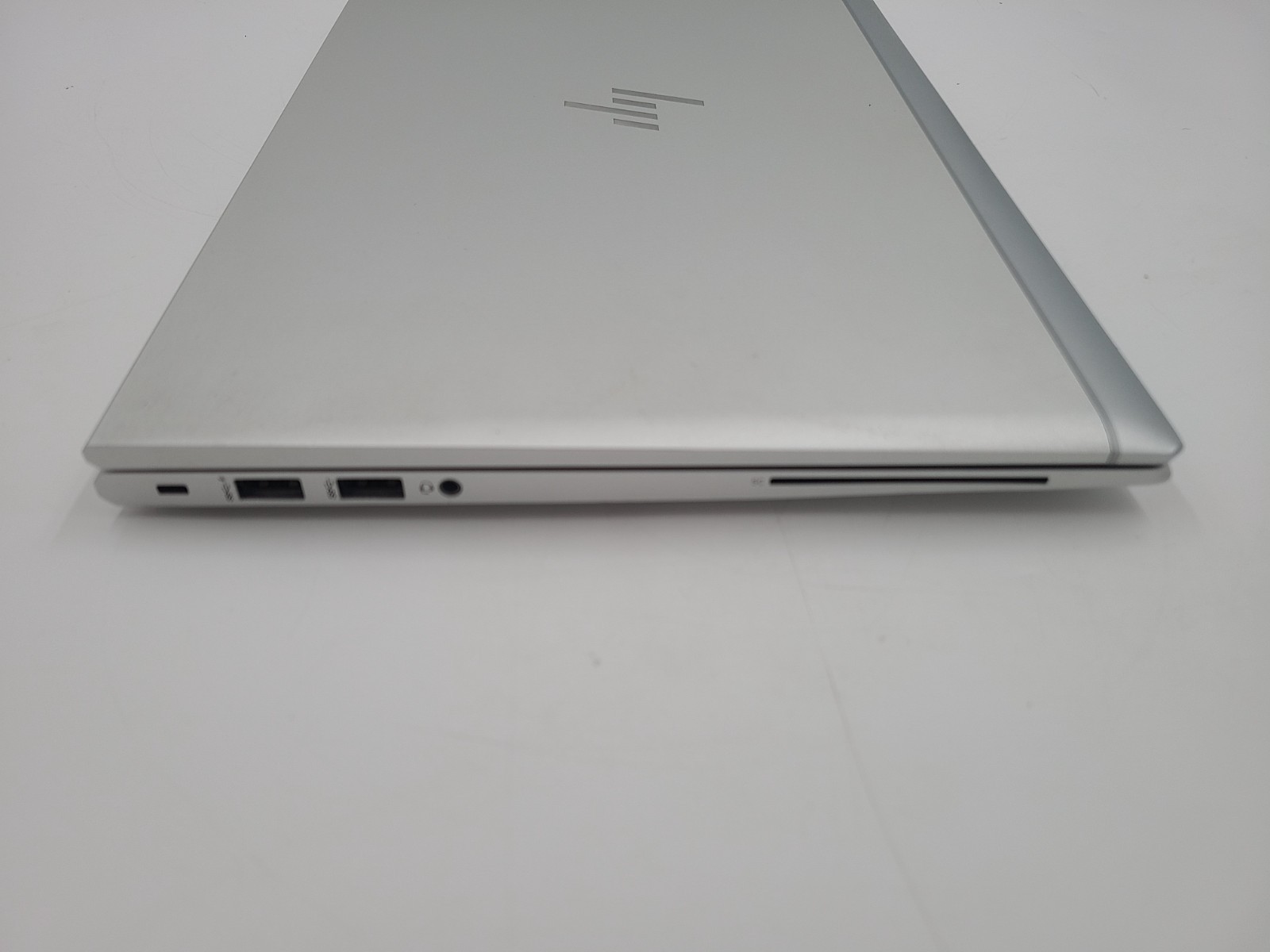 HP EliteBook 840 G8 i7-1165G7 2.80GHz 16GB Ram 256GB SSD Win 11 PRO