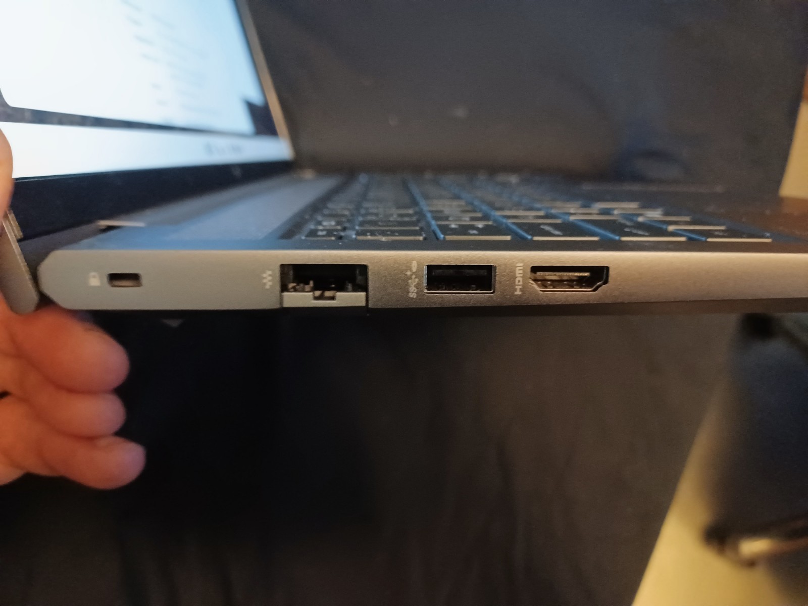 G9 Hp Zenbook 12700H A1000GPU 16Gb Memory. 256 Ssd