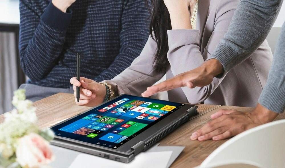 Lenovo Yoga 720-15IKB | 2-in-1 15.6″ 4K UHD IPS Touch-Screen Ultrabook