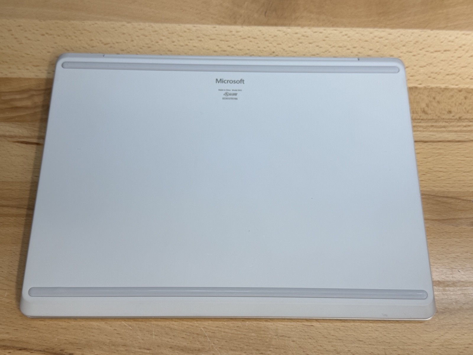 Microsoft Surface Laptop Go 1st Gen 1943 12.4″ i5-1035G1 1.0GHz 8GB RAM 128GB