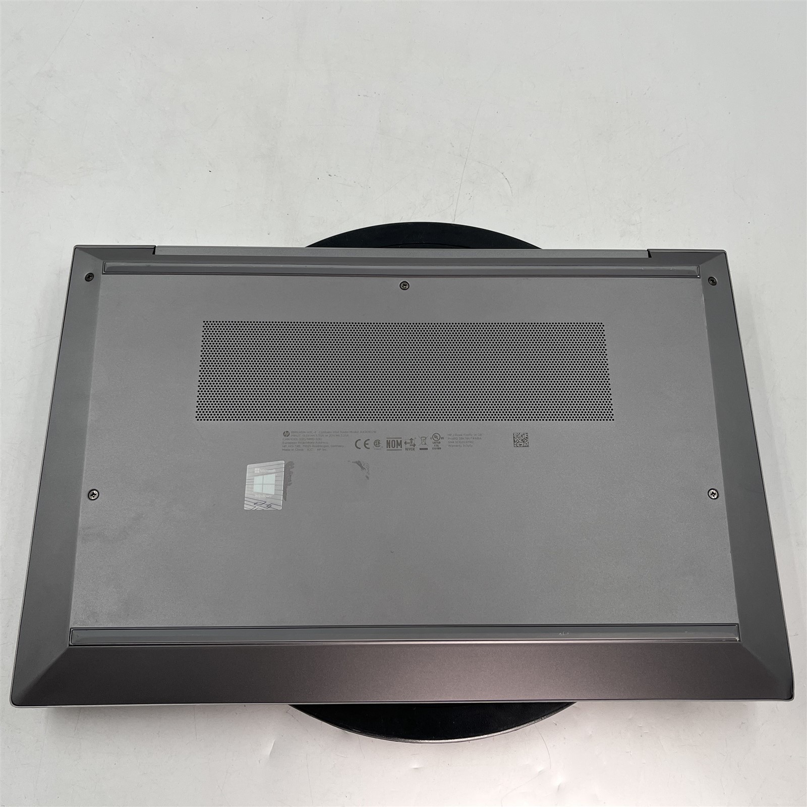 HP ZBook Firefly 14 G8 i7-1185G7 3.00GHz/16GB RAM/512GB NVMe SSD