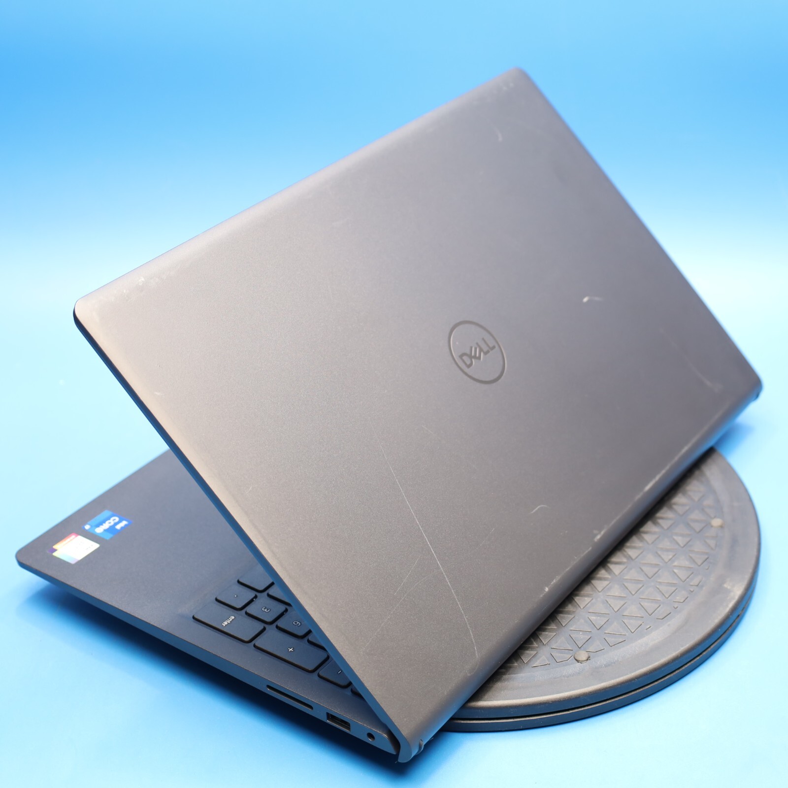 Dell Inspiron 15 3530 15.6″ i7-1355U 16GB RAM 512GB SSD Used