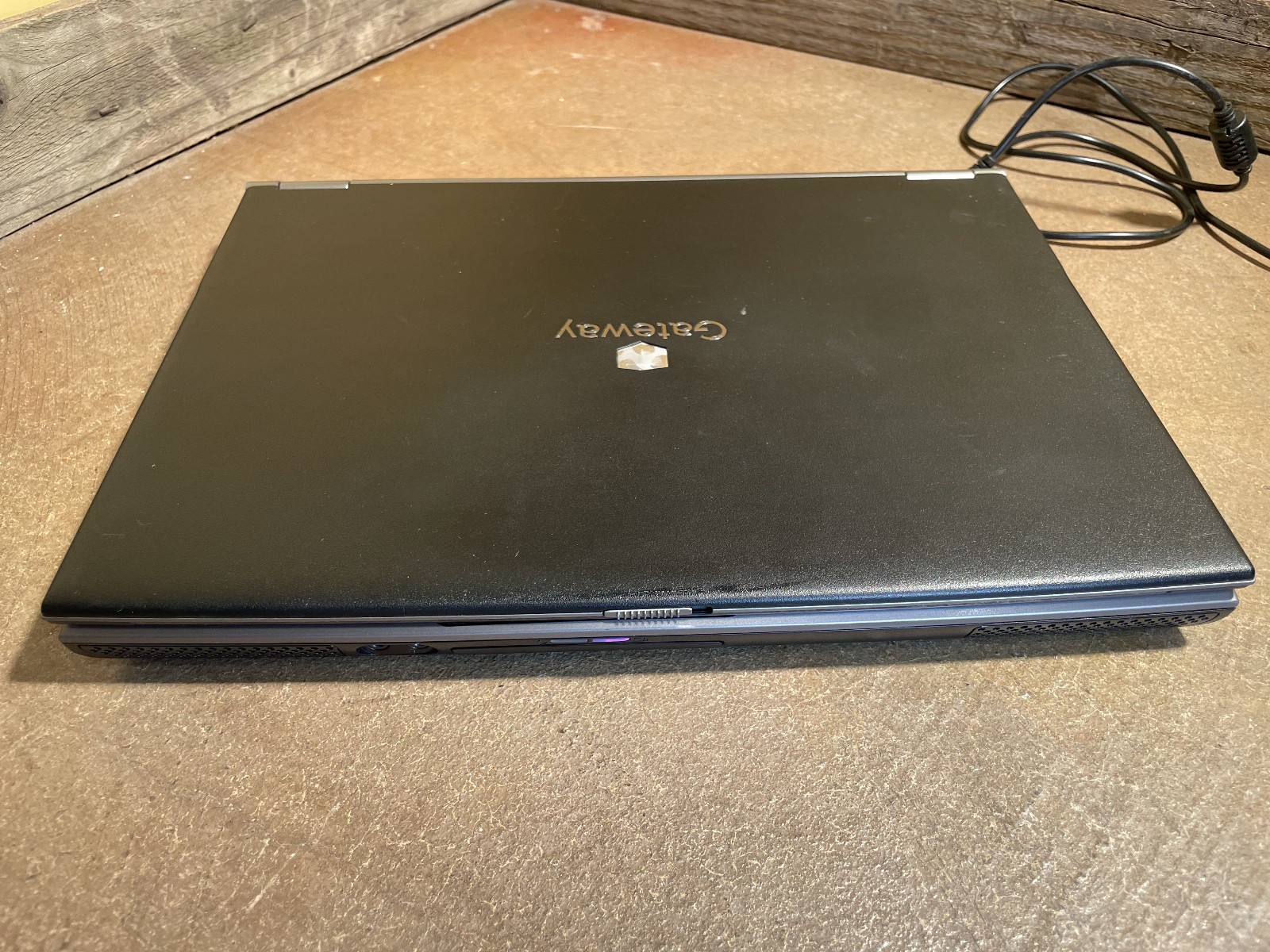 Gateway Laptop Mt3707 Windows XP 149GB HDD DVD Drive Tested & Working w/ Charger