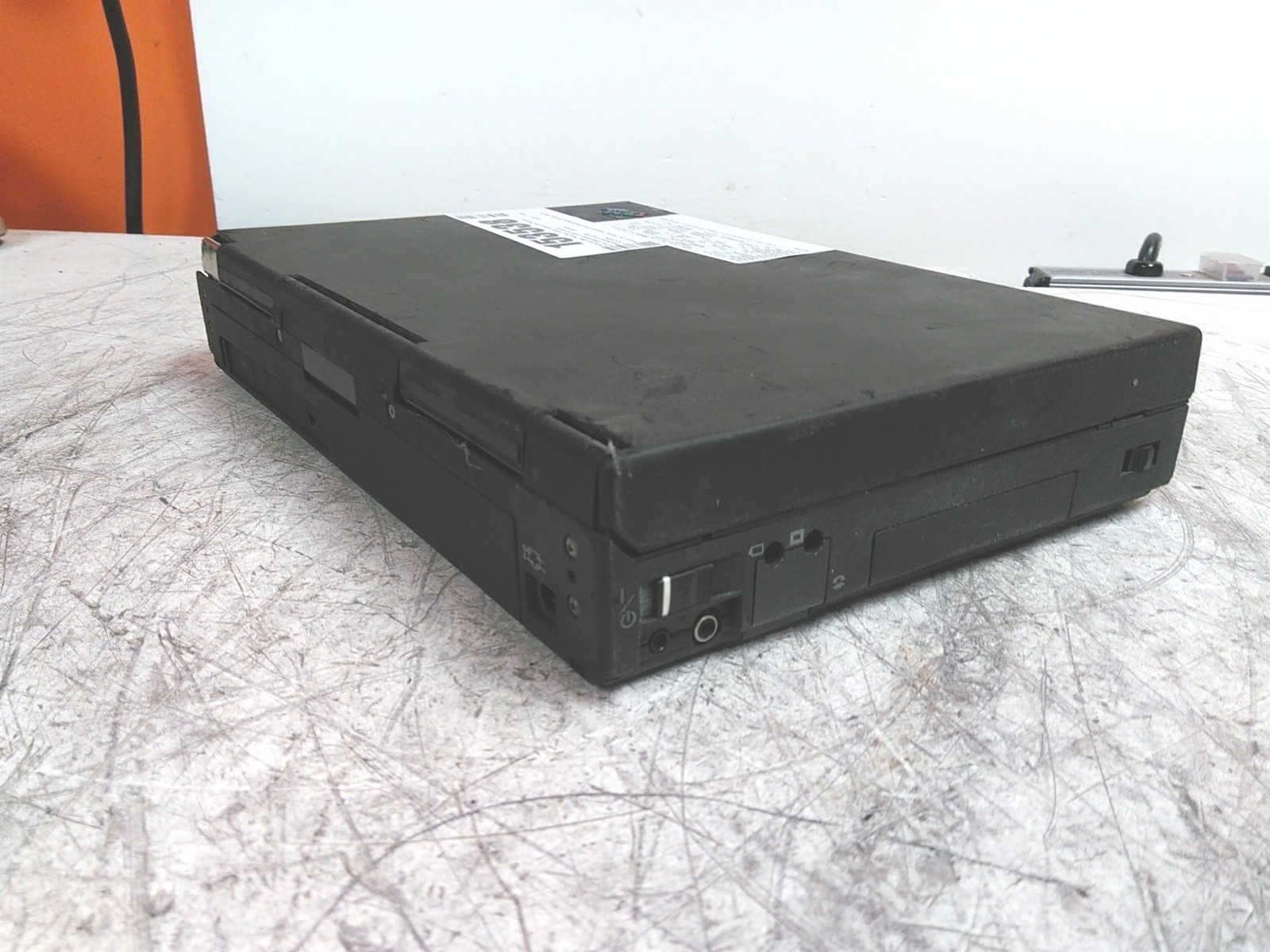 IBM ThinkPad 760EL Laptop Intel Pentium CPU 32MB RAM 1.4GB HD See Description