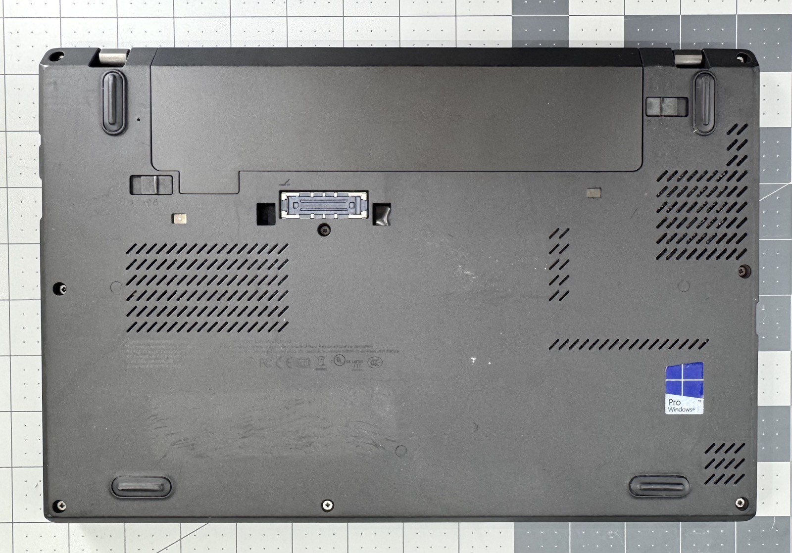 Lenovo Thinkpad X250 12.5″ Laptop i7 5600U 8GB RAM 114 GB SSD – Tested & Working