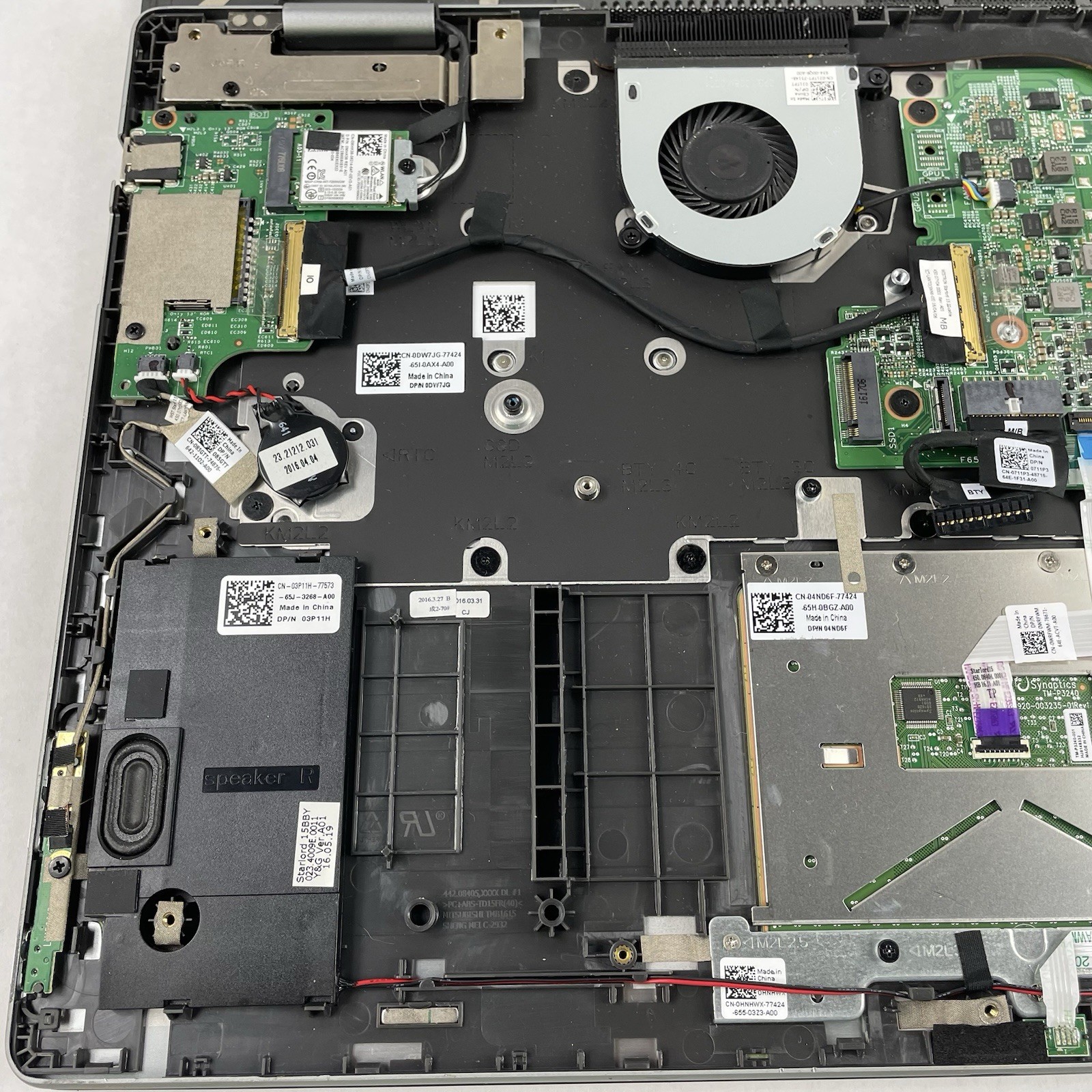 Dell Inspiron 15-7569 15.6″ i5-6200U 2.30 GHz 8 GB RAM No SSD/OS/AC/Batt