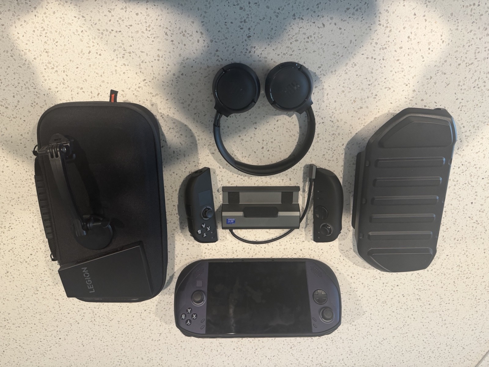 Lenovo Legion Go S (Z1 Extreme, SteamOS) Bundle