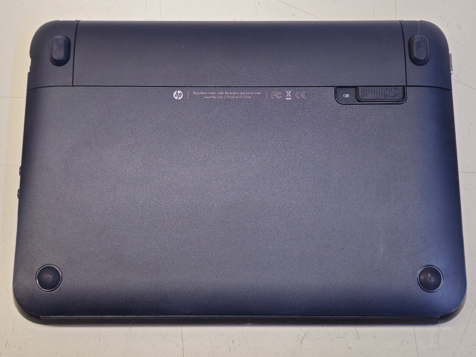 HP Mini 110-3830CA 10.1″ Atom N455 + 2GB + 120GB SSD Windows 7 Starter TESTED
