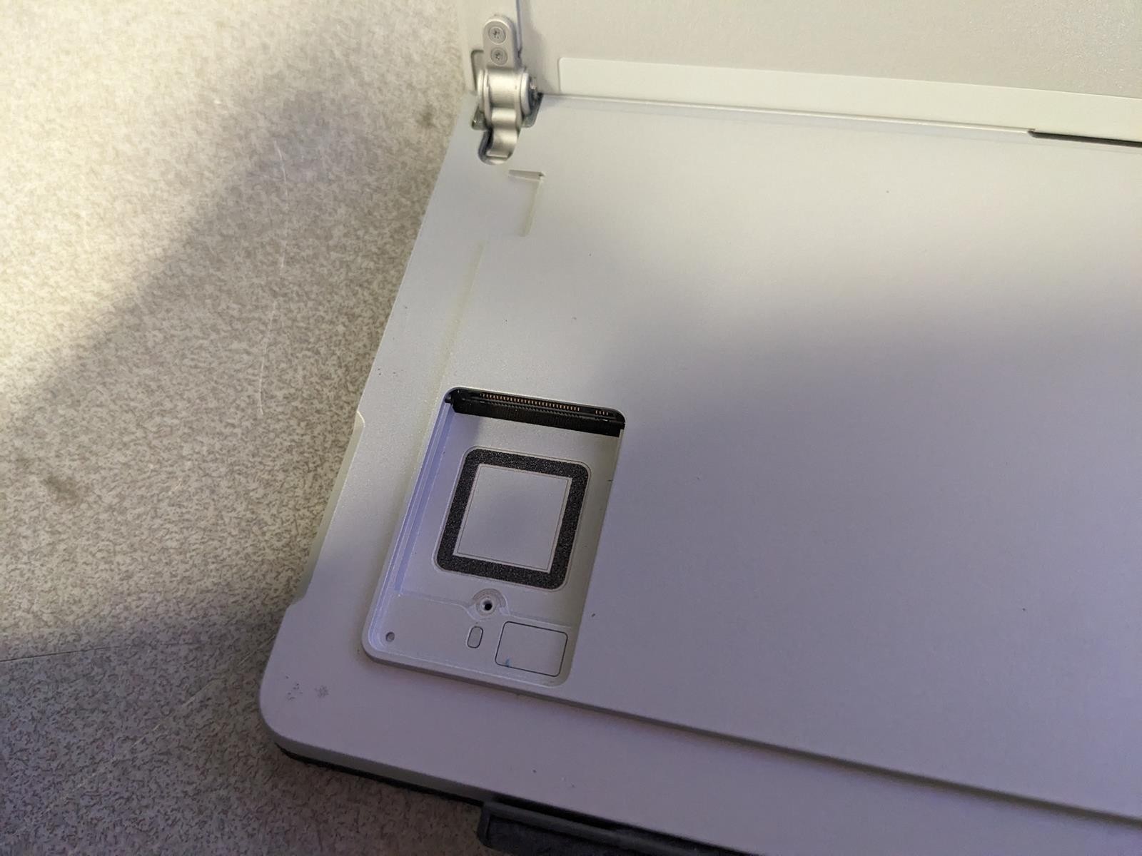 MICROSOFT SURFACE PRO 7+ (1960) i7-1165G7 @ 2.80GHz, 16GB RAM, NO HDD/OS