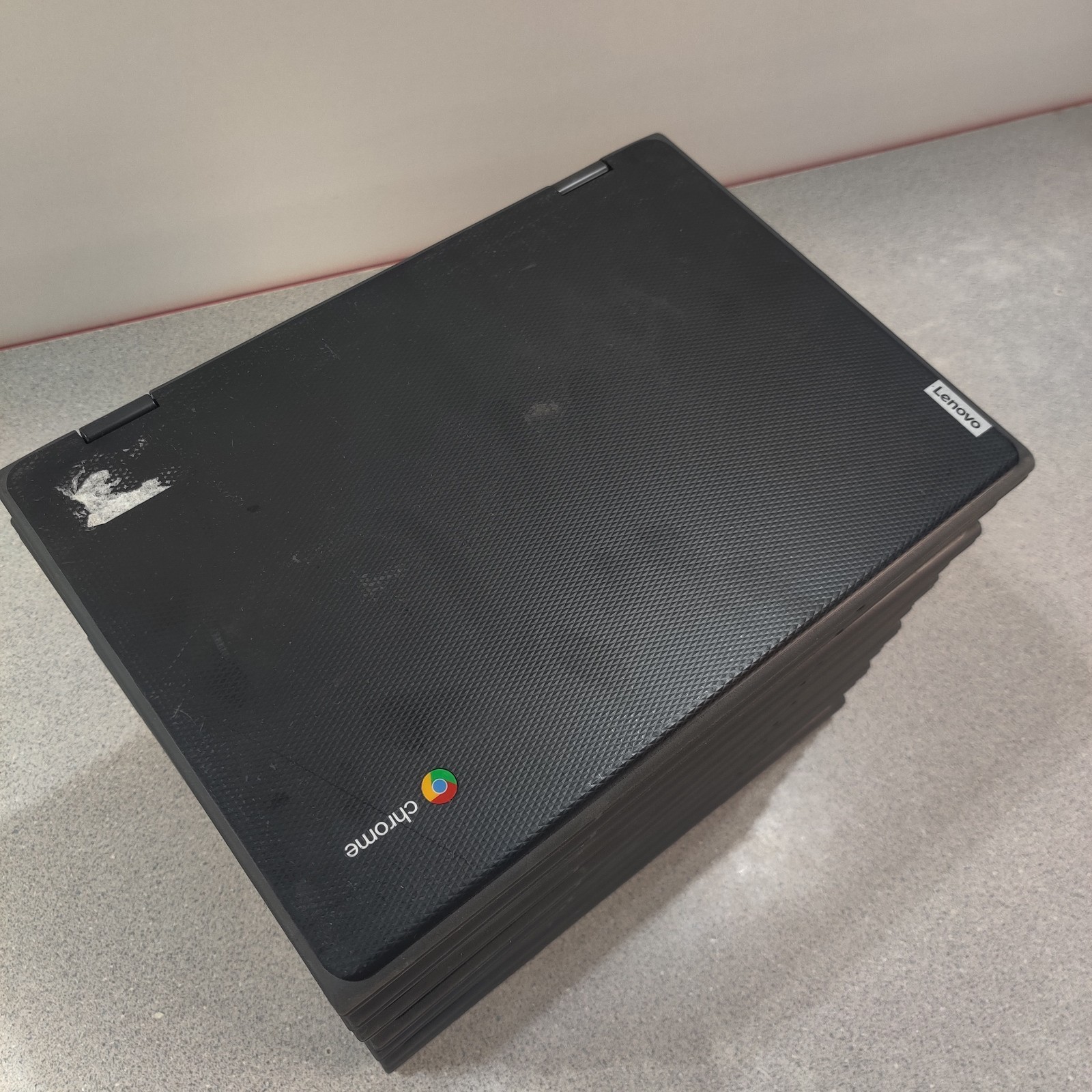 LOT OF 11 Lenovo Chromebook 300e 2nd Gen 11.6″ 1.1GHz 4GB 32GB FOR PARTS *READ*