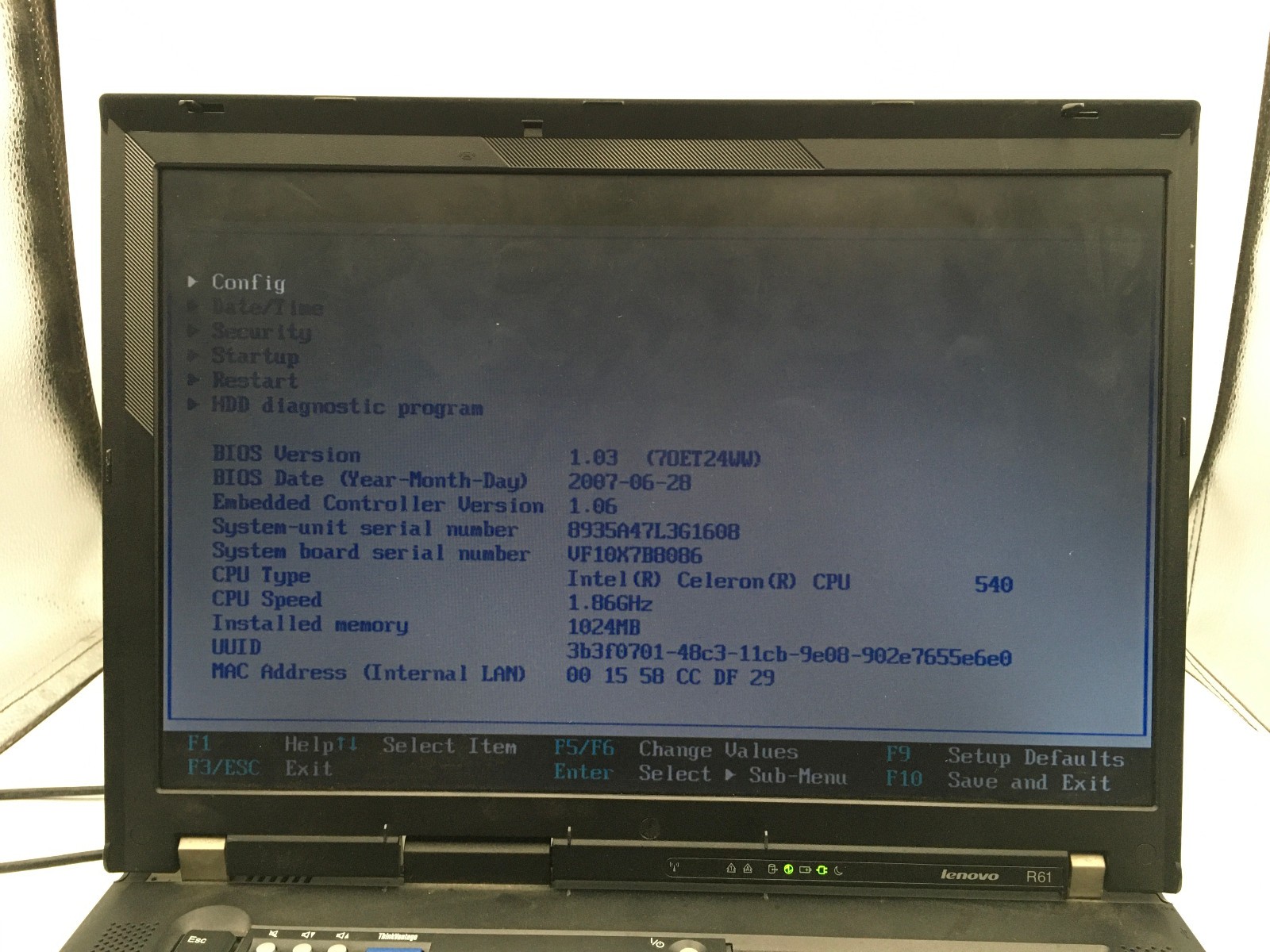 LENOVO THINKPAD R61 – BOOTS TO BIOS – INTEL CELERON 540 – NO RAM – READ – BB