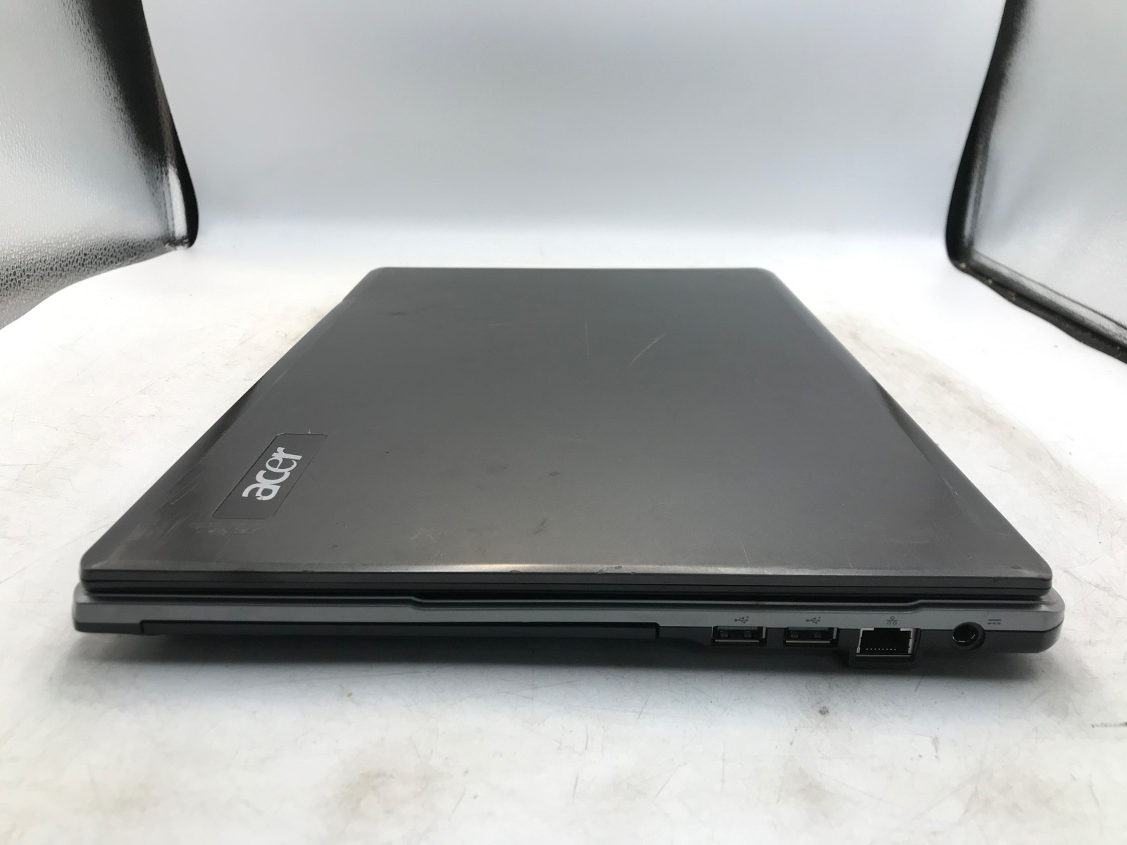 Acer Aspire 5534 AMD Athlon 64 x2 15″ Laptop-POWERS/BROKEN RAM CLIPS- MZ