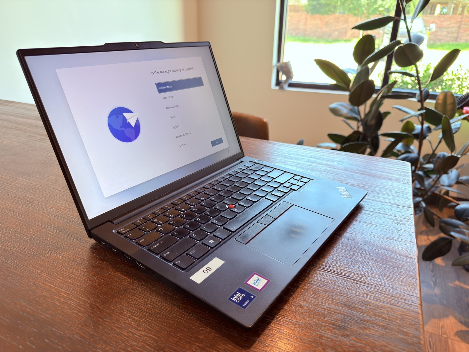 Lenovo ThinkPad E14 Gen 6 14″ (Intel Core Ultra 5 125U, 16GB RAM, 256GB SSD) Win