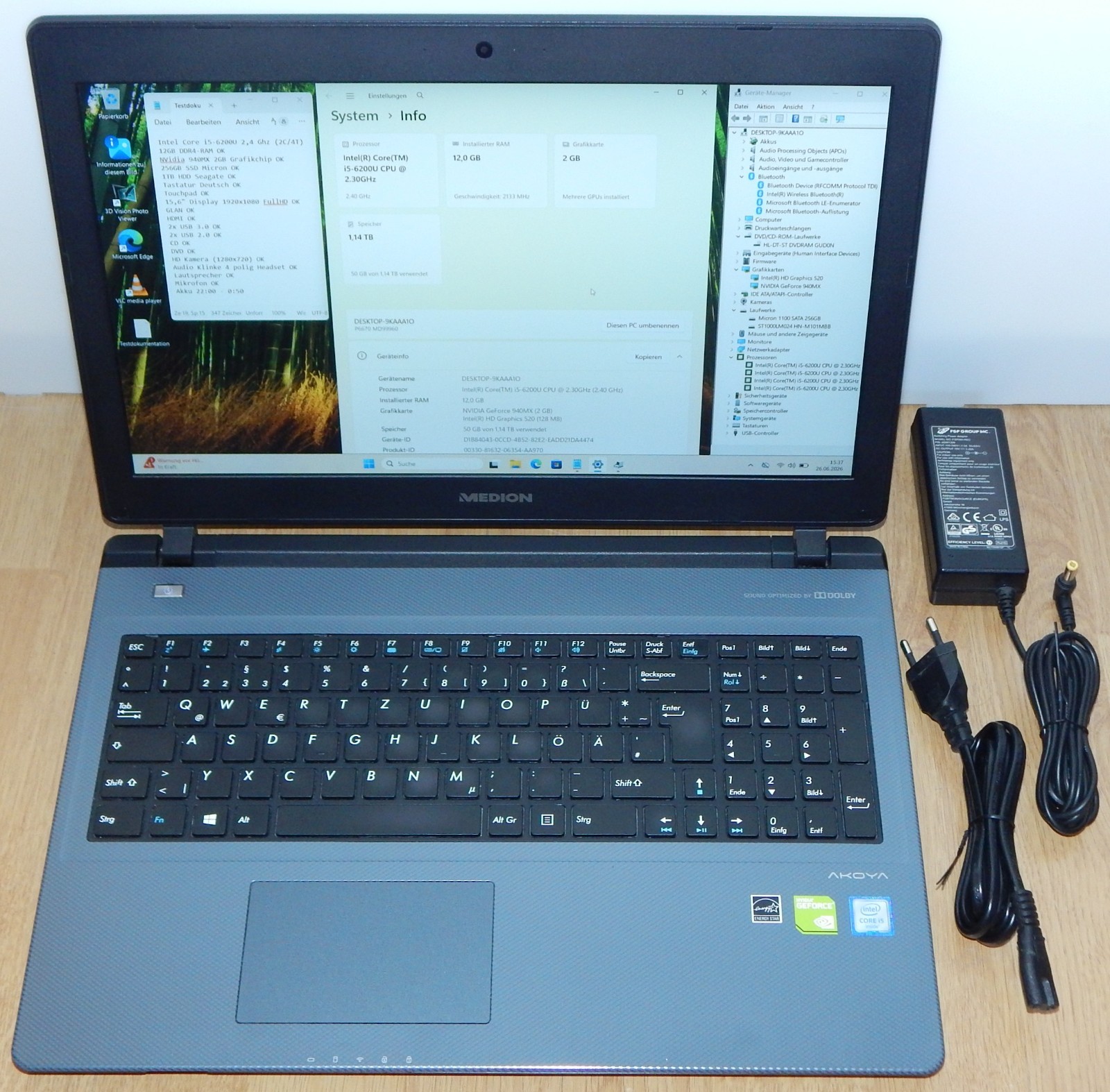 15.6″ Laptop Notebook Medion Akoya P6670 i5 12GB RAM SSD 1TB HDD DVDRW Win 11
