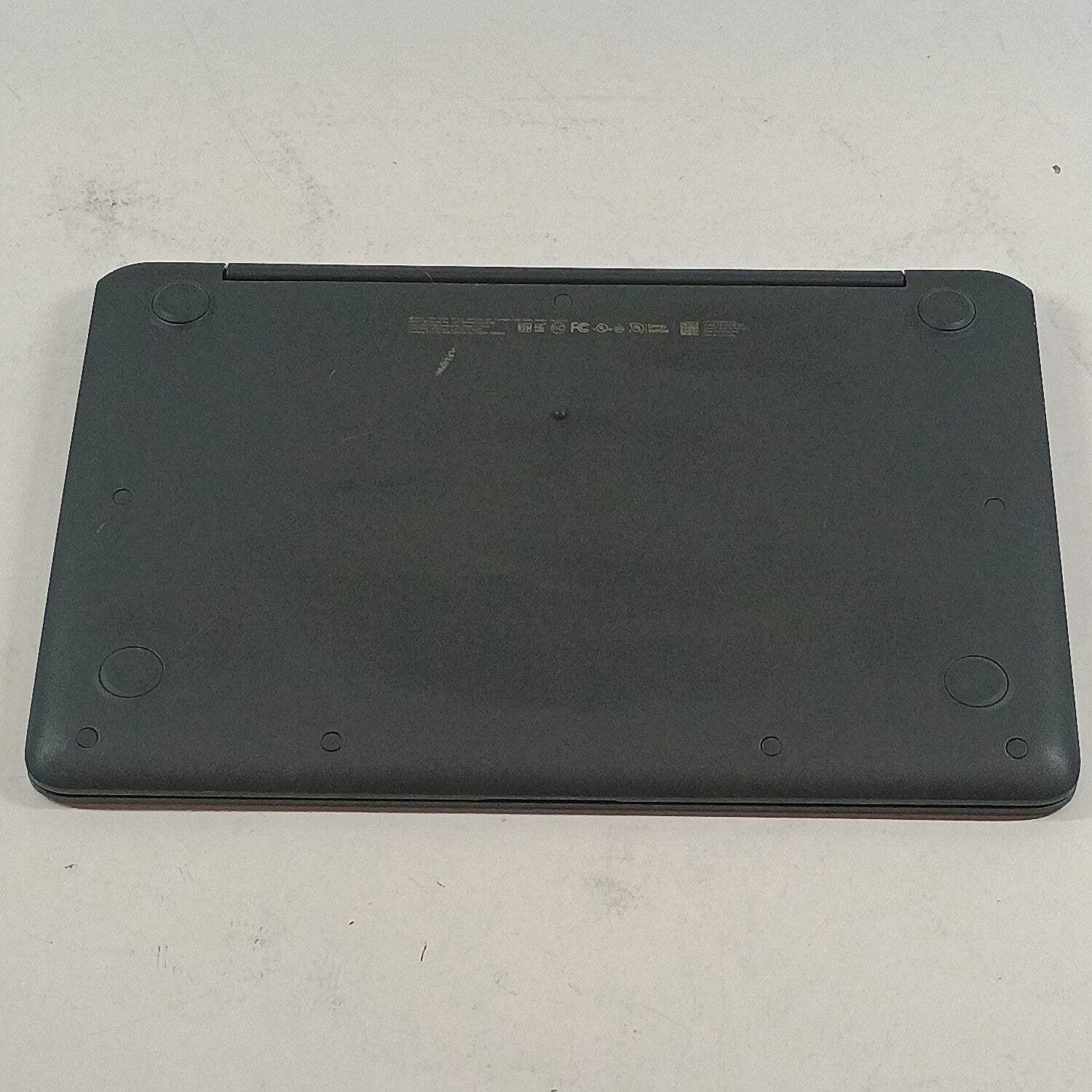 HP Chromebook 14-CA061DX 14″ Celeron N3450 1.1GHz 4GB RAM 32GB SSD