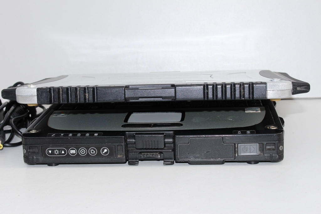 Panasonic Toughbook CF-19 BT/YFI /NOTOUCH(250GB,*Core Duo,*1.06GHz**2.5GB)*WIN 7