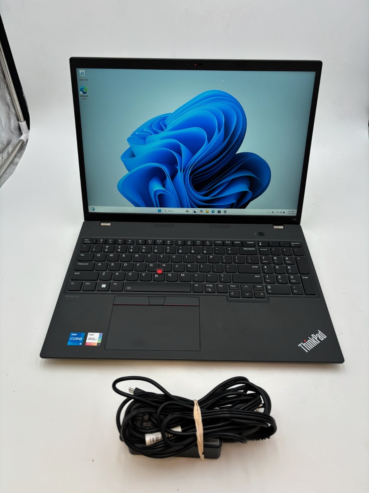 Lenovo ThinkPad T16 Gen 1 16″ 512 GB SSD 16 GB RAM i5-1235U Windows 11 Pro