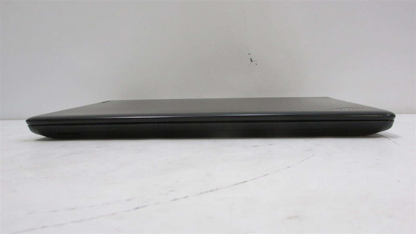 Lenovo Thinkpad E570 i7-7500U 2.7GHz 8GB RAM 128GB m.2 15.6″ Windows 10 Pro DMG