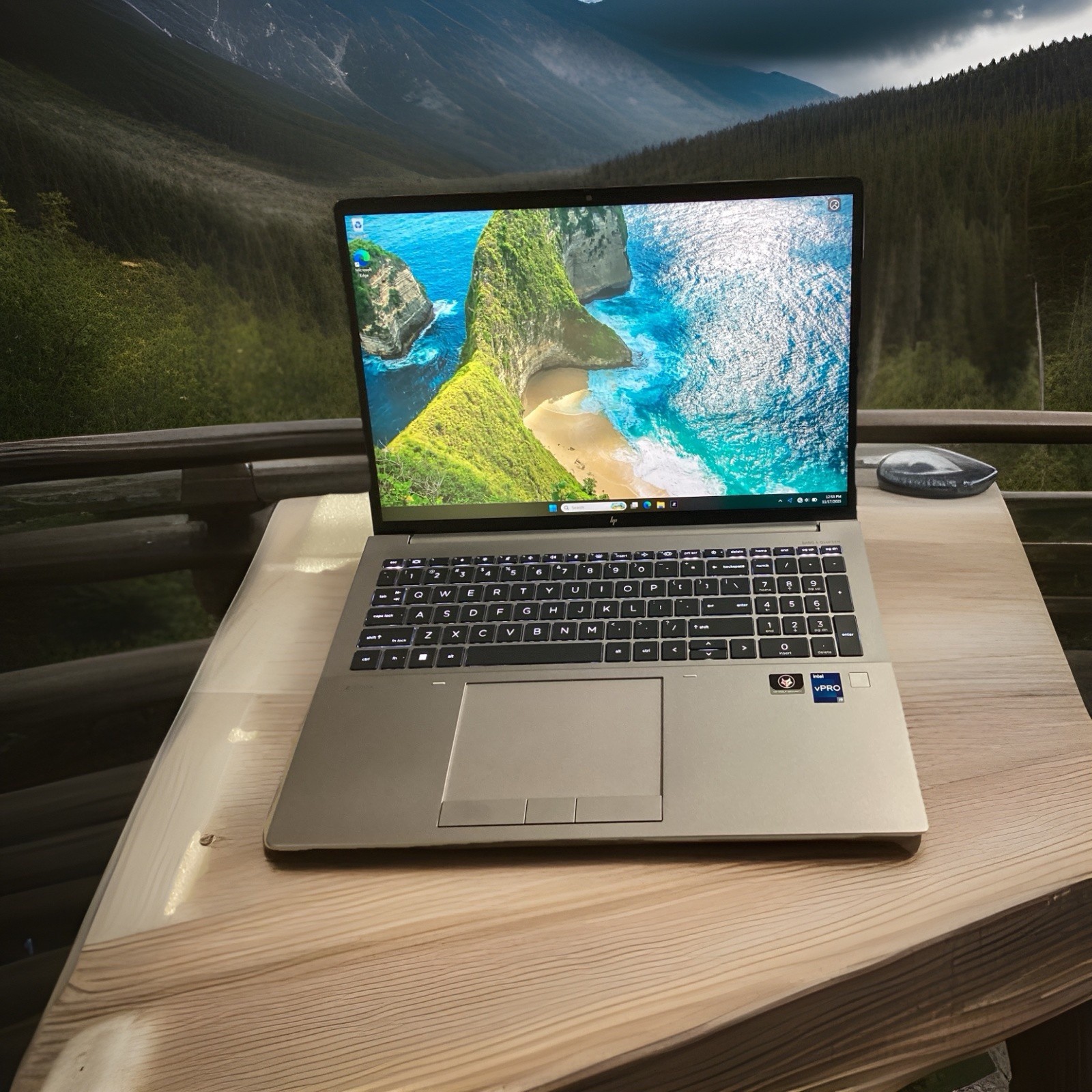 HP ZBook Fury 16″ G9 UHD OLED Touch i9-12950HX 2.30GHz RTX A5500 64GB 1TB SSD
