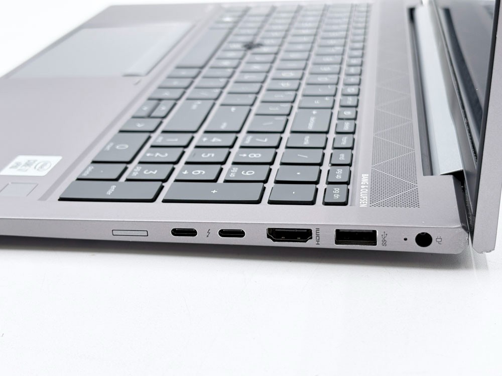 HP ZBook Firefly 15 G7 15.6″ FHD i7-10810U 16GB 512GB Quadro P520 W11P