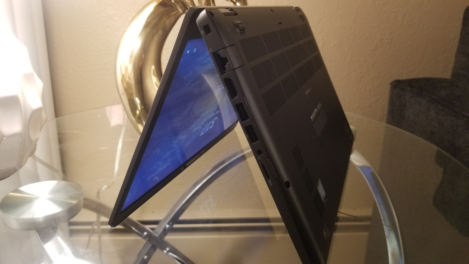 Dell Inspiron 7000 14″ 256GB SSD AMD Ryzen 5 5500U 8GB 2-in-1 Touch Laptop