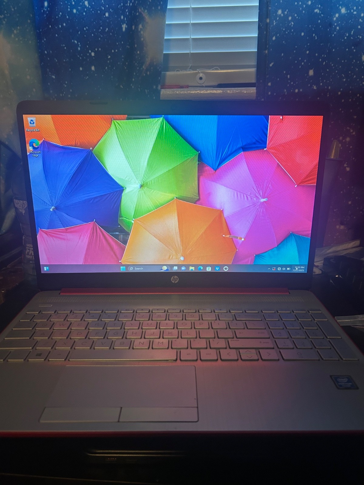 HP 15-FD0083WM 15.6″ (128GB SSD Intel Pentium N200 1.1GHz 4GB RAM) Laptop – Red