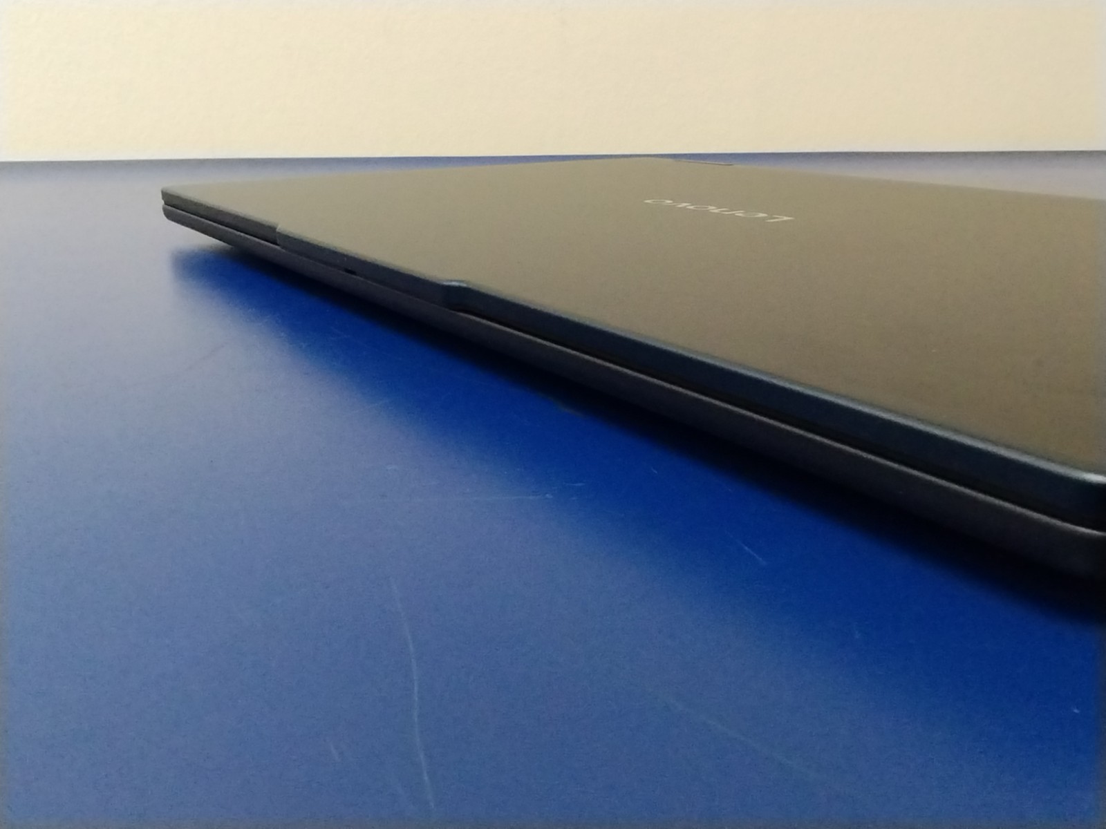 Lenovo IdeaPad 5 2-in-1 16AKP10, AMD Ryzen AI 7 350, 16 GB RAM, 1 TB NVMe SSD