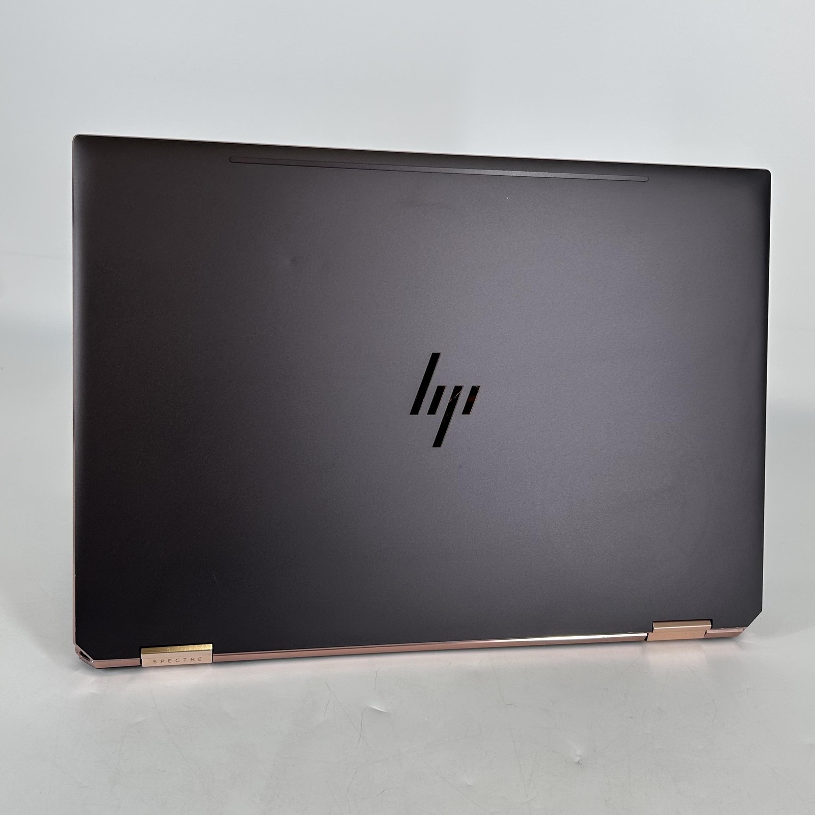 HP Spectre 15 x360 4K TOUCH i7-8565U 1.80GHz 16GB 1TB SSD MX150 – Bad Battery