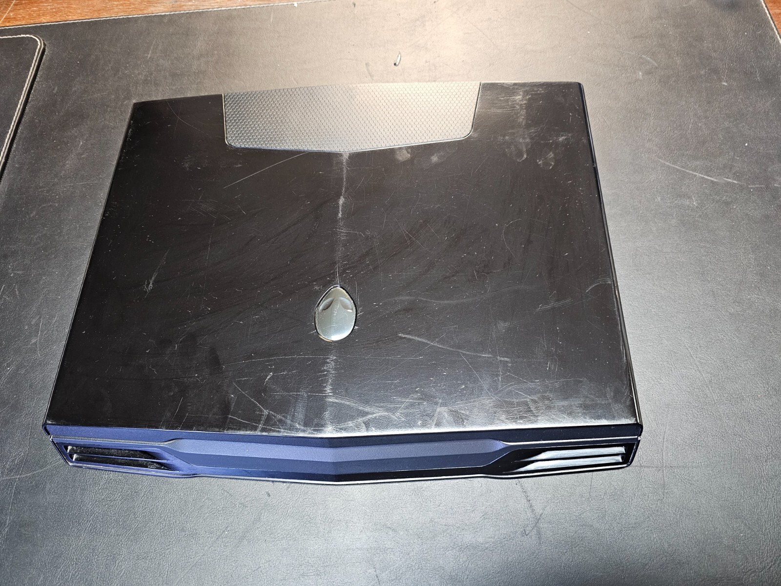 Alienware M15x, Intel Core i7-Q840, NVDIA GTX 260M 1GB VRAM, No battery,Untested