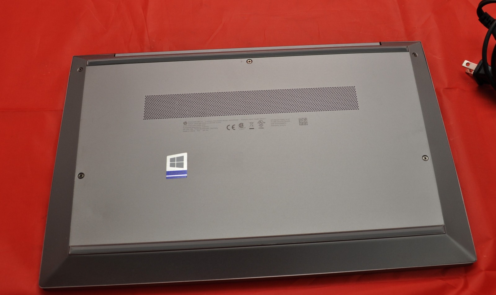 HP ZBook Firefly 14 G7 Intel Core i5-10210U 1.6GHz 24GB RAM 500GB SSD