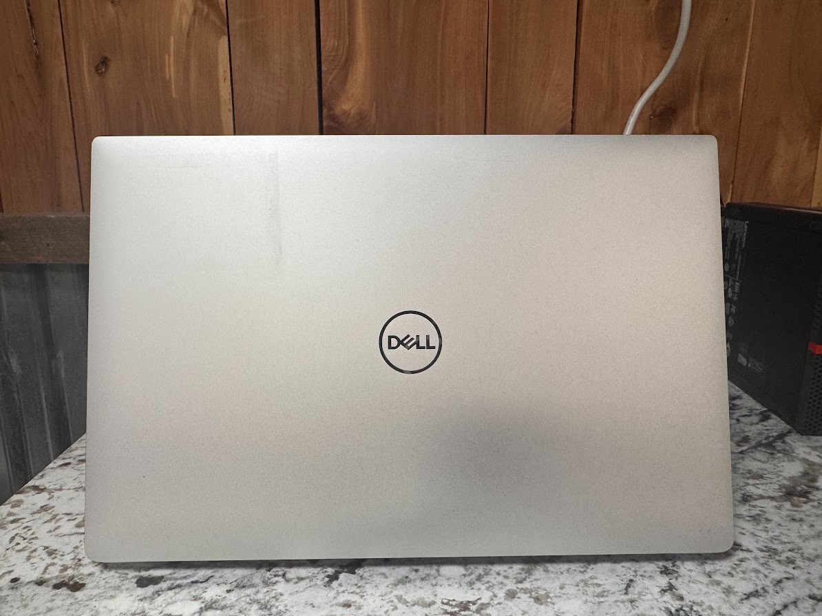 Dell Precision 15 5530 15.6” (512GB NVMe Intel Core i7-8850H 2.6GHz 16GB RAM)..