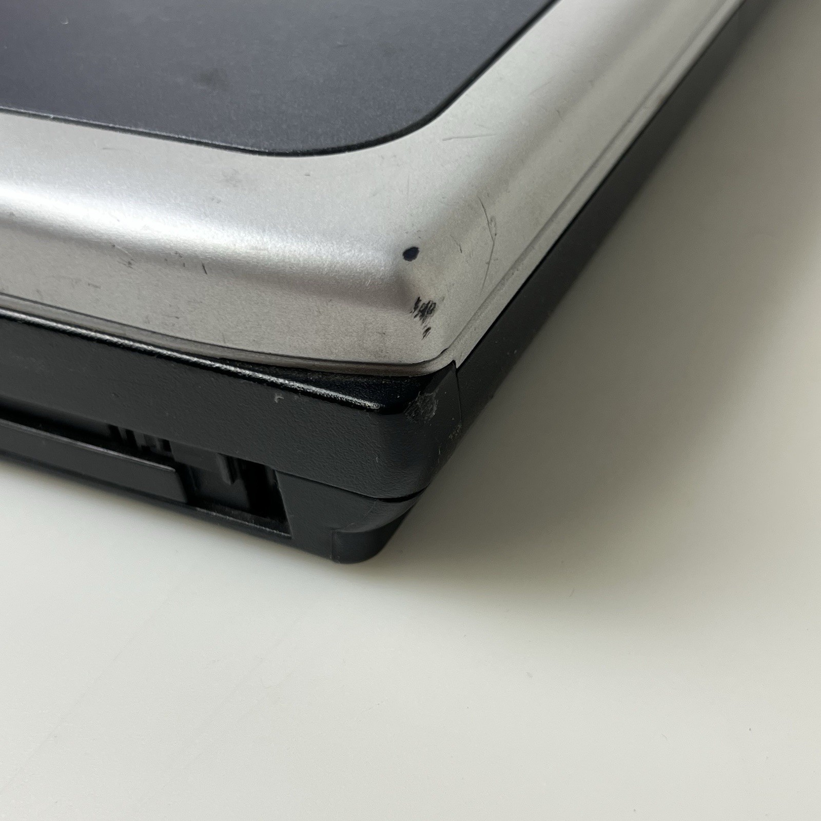 HP Pavilion ze5500 ze5575sr Laptop Pentium 4 XP 40GB IDE 256MB DVD Parts