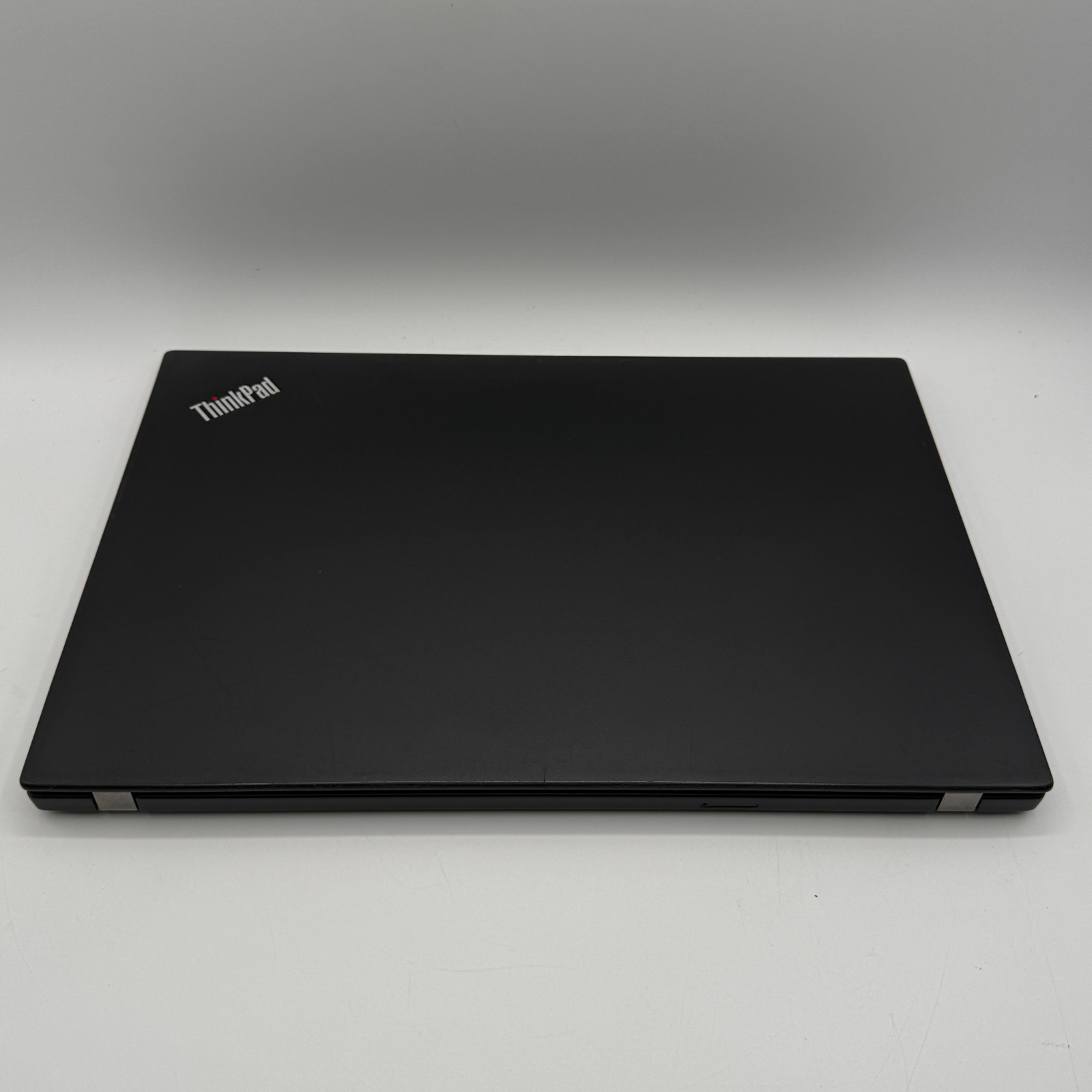 Lenovo ThinkPad T490s 14″ i7-8565U 16GB RAM 256GB SSD Win11 Pro Fingerprin Fair