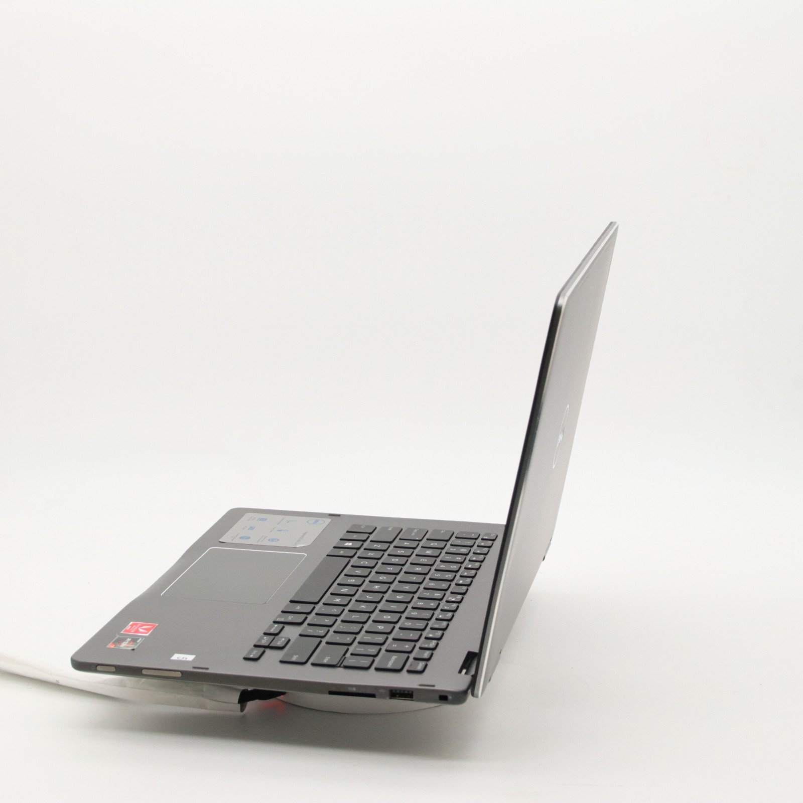 Dell Inspiron 7375-Touchscreen AMD Ryzen 7 2700U 12GB RAM 256GB SSD (See Notes)