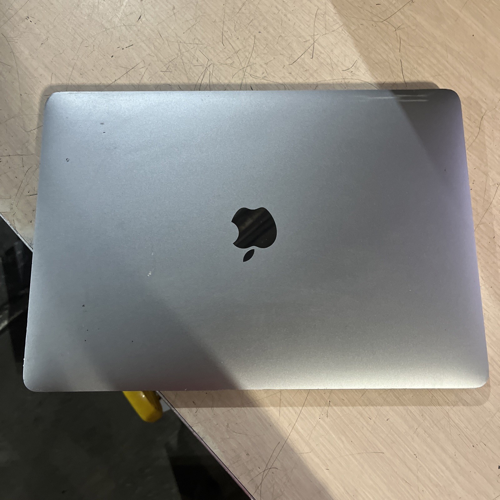 APPLE MACBOOK PRO 13″ MID-2017 CORE I5-7360U 2.3GHZ 8GB RAM 128SSD