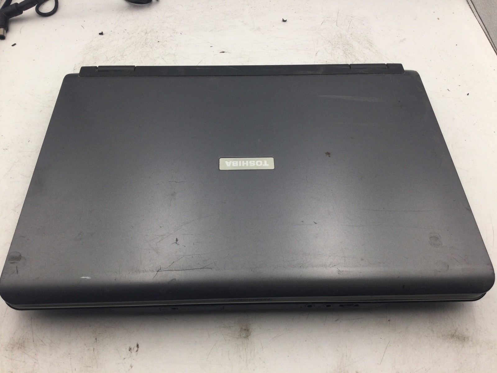 SATELLITE M105-S3041 – FOR PARTS – INTEL CORE SOLO – NO RAM -READ DESCRIPTION-BB