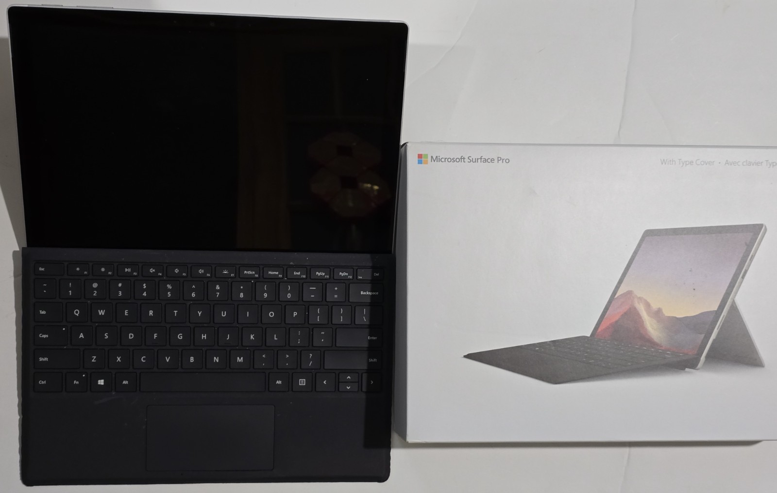 Complete: Microsoft Surface Pro 7 1866 i5/8GB/128GB + Type Cover Keyboard