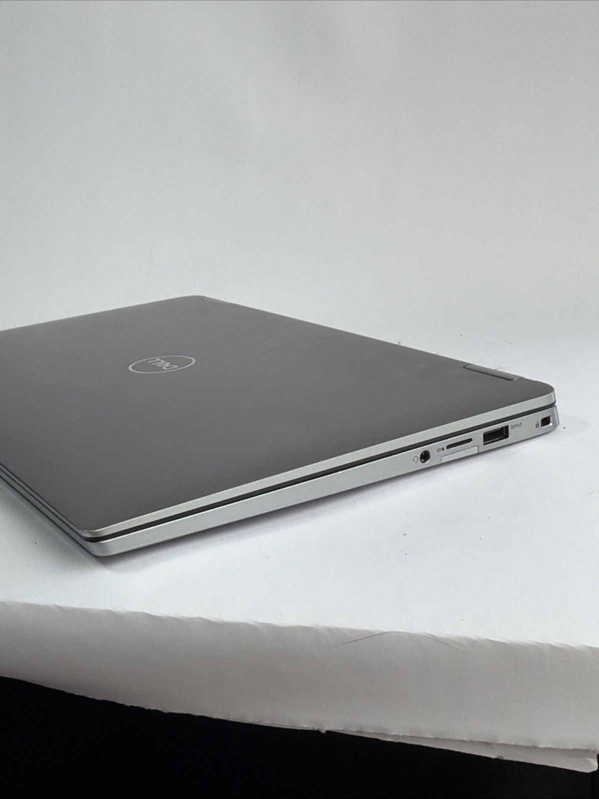 Dell Latitude 7400 (2-in-1) 14 FHD TOUCH i5-8365u 8GB 256GB SSD Win 11 Pro